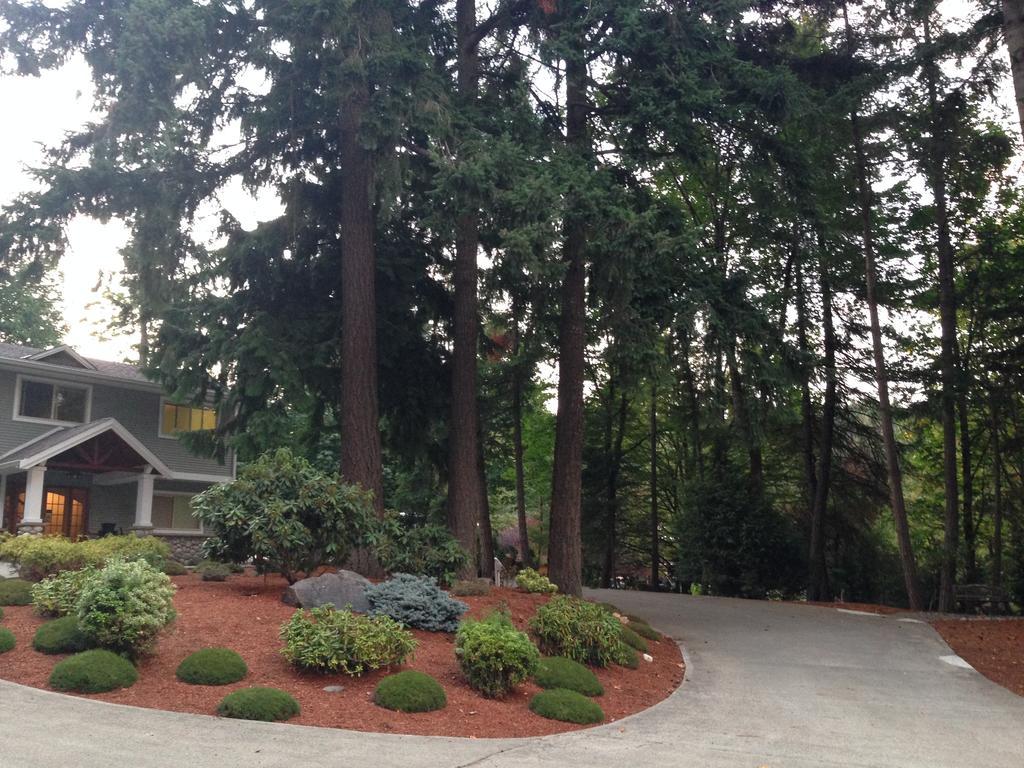 Maple View Bed And Breakfast Nanaimo Bagian luar foto